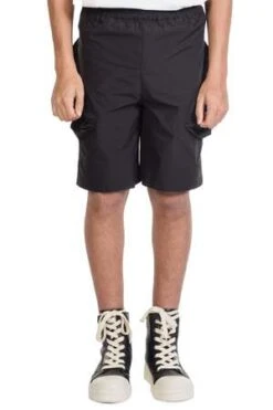 AttemptIrregular Pocket Shorts - Black