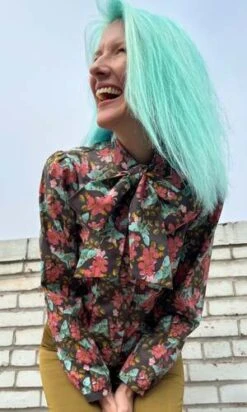 Birds Of North AmericaBos'n Bird Blouse - Luna Moth