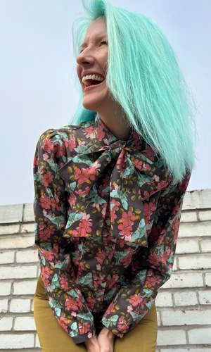 Birds Of North AmericaBos'n Bird Blouse - Luna Moth