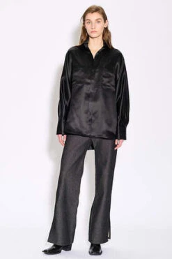 We.reWere Cape Shirt Silk - Black