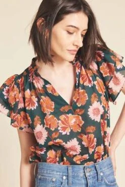 Birds Of Paradis By TrovataClover Blouse - Carnation Print