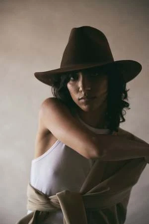 Janessa LeoneKit Hat - Oak