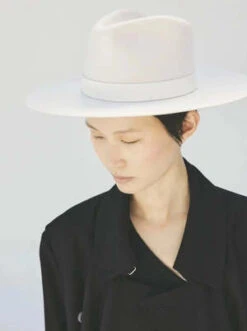Janessa LeoneKorin Stiff Wool Hat - Off White