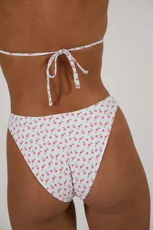 The Saltwater CollectiveLeo Bottom - Roses - Image 6