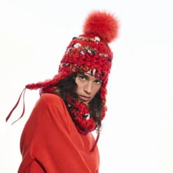 Mischa Lampertchroma Fro Tri Tomato Xl Pom Beanie - Red