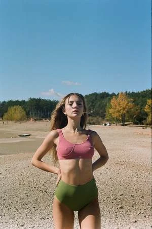 Clō StoriesCl Stories Sidonie Textured Bikini Top - Dusty Rose - Image 3