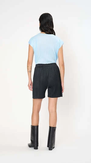 Issey MiyakeThicker Bottoms 1 Shorts - Black - Image 3