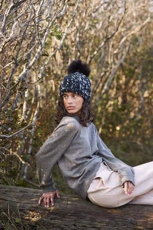 Mischa Lampertstore XL Pom Mix Blend Pomster Beanie - Black/Grey - Image 4