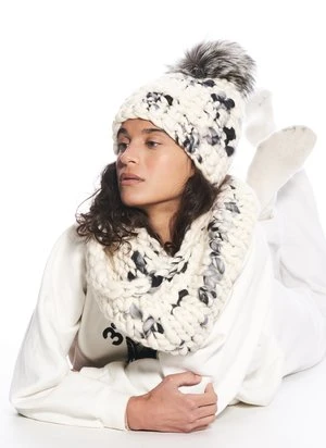 Mischa Lampertbeanie Pomster Xl Pom Beanie - Dark Floral/silver Fox - Image 3